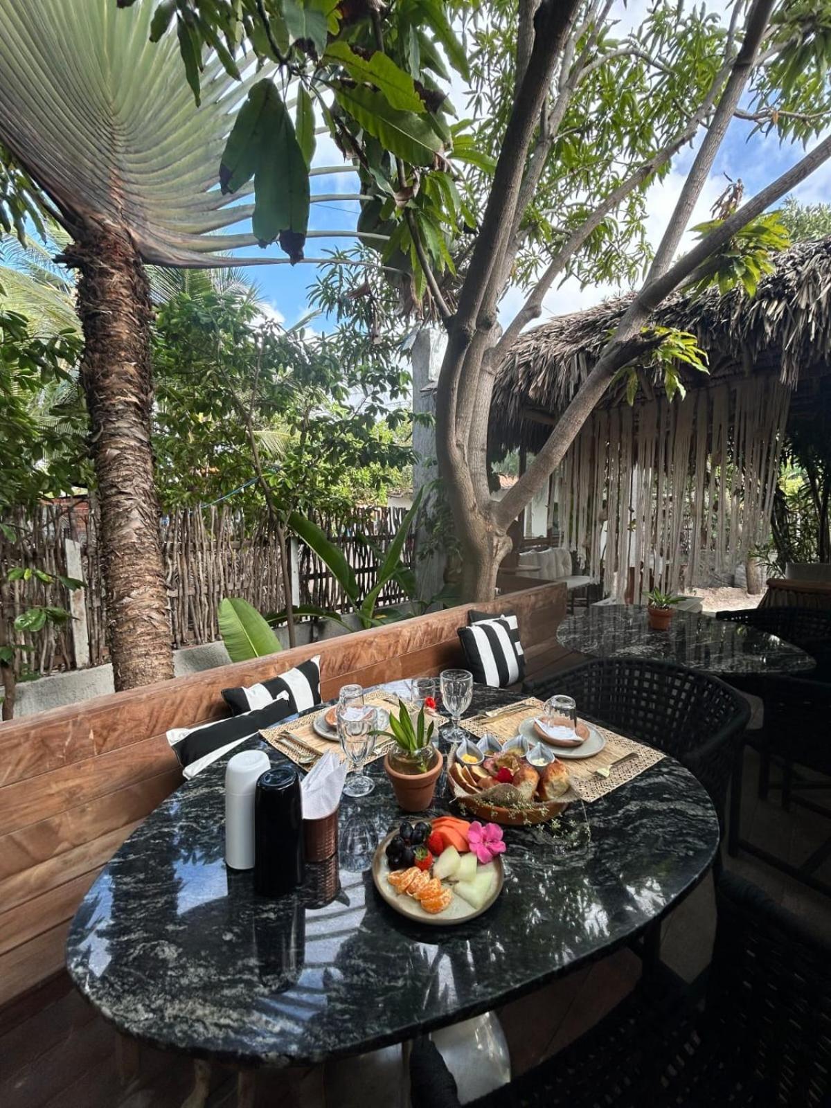 Villa Pantai Boutique Hotel Atins Luaran gambar